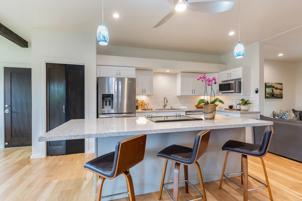 3bed 3.5bath 2,468sqft2,468 square feet 0.27acre lot in Hawaii state