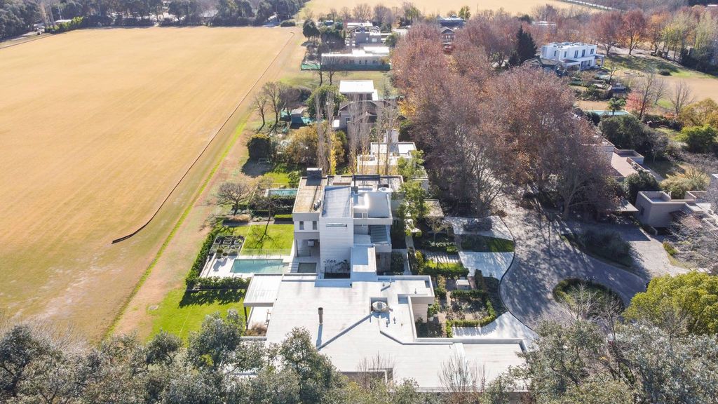 7 Bedroom Luxury Detached House for sale in Buenos Aires, Argentina