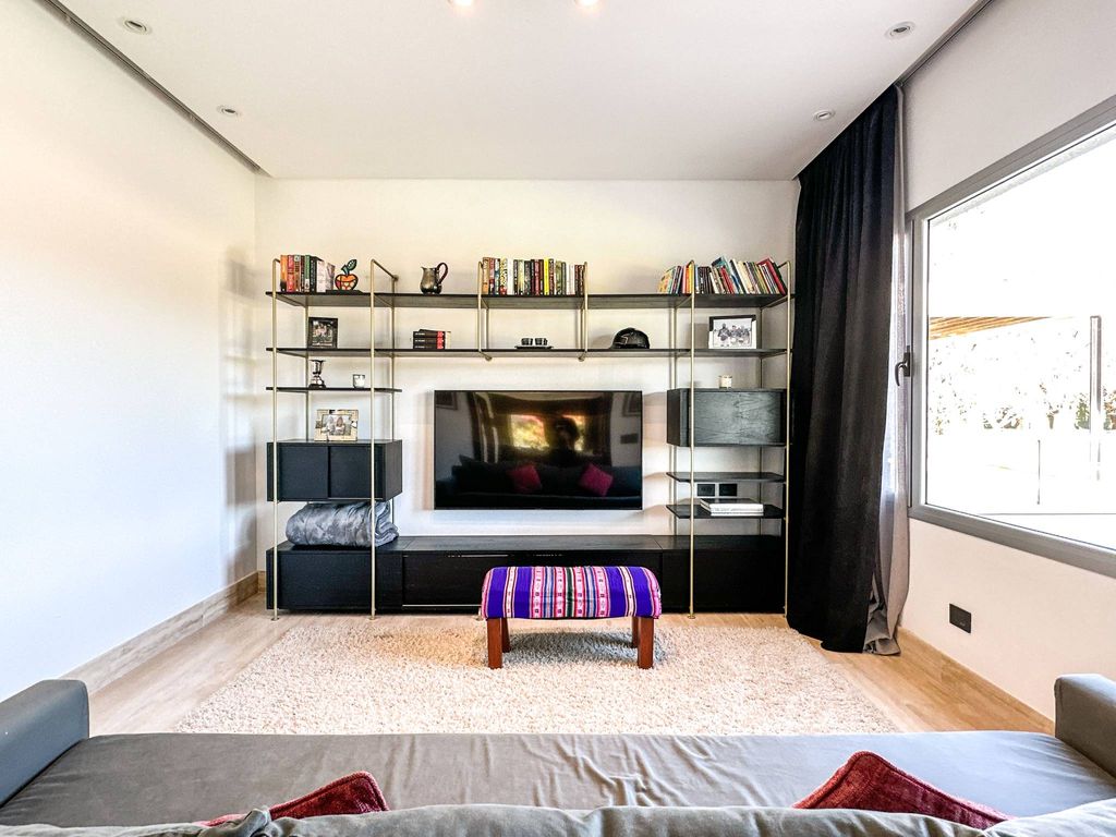 7 Bedroom Luxury Detached House for sale in Buenos Aires, Argentina