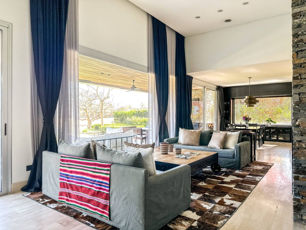 7 Bedroom Luxury Detached House for sale in Buenos Aires, Argentina