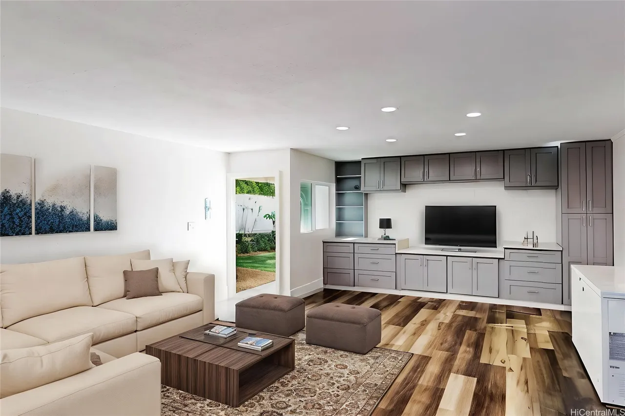 4bed 4bath 1,404sqft For sell in Hawaii