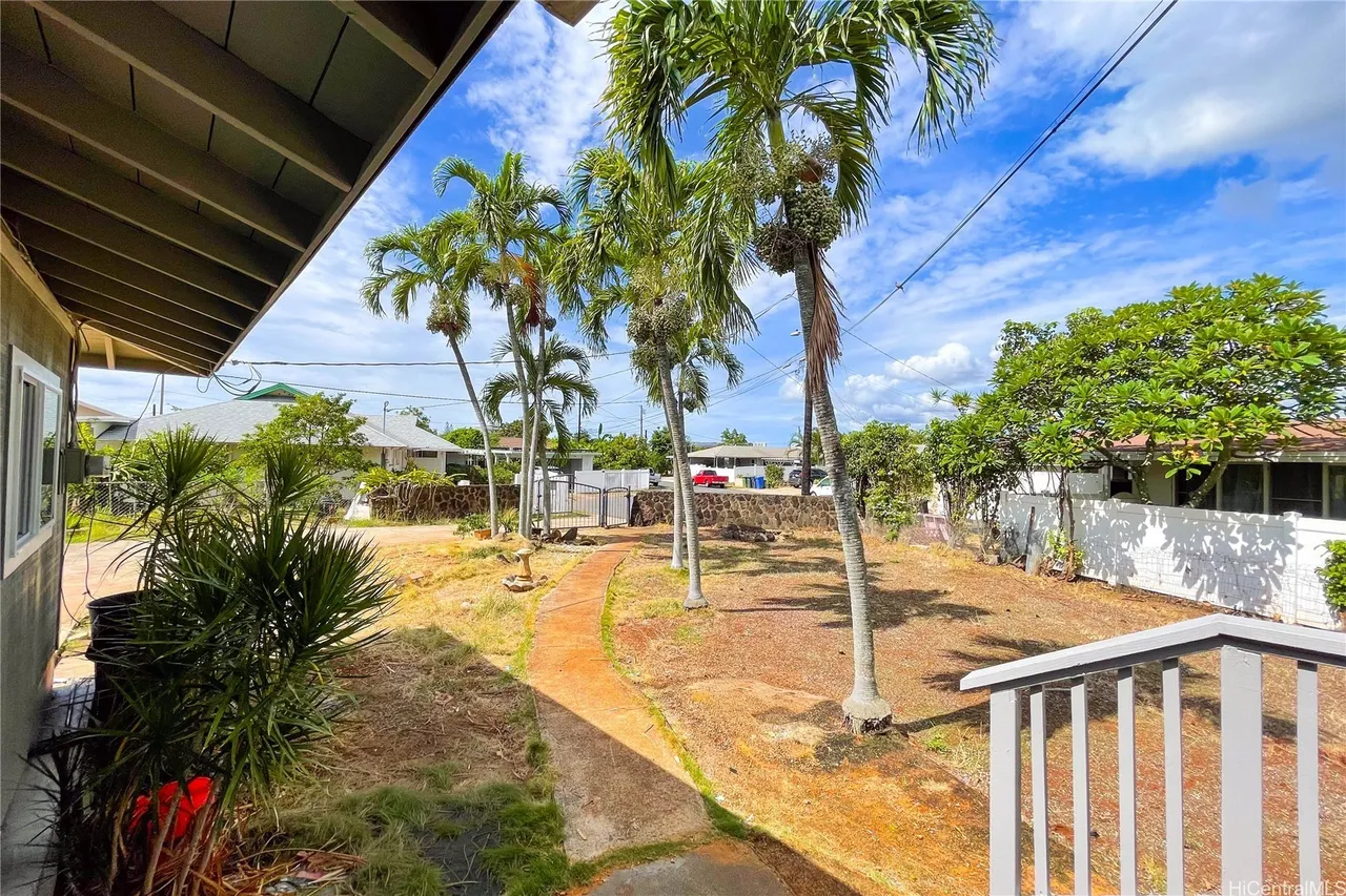 4bed 4bath 1,404sqft For sell in Hawaii