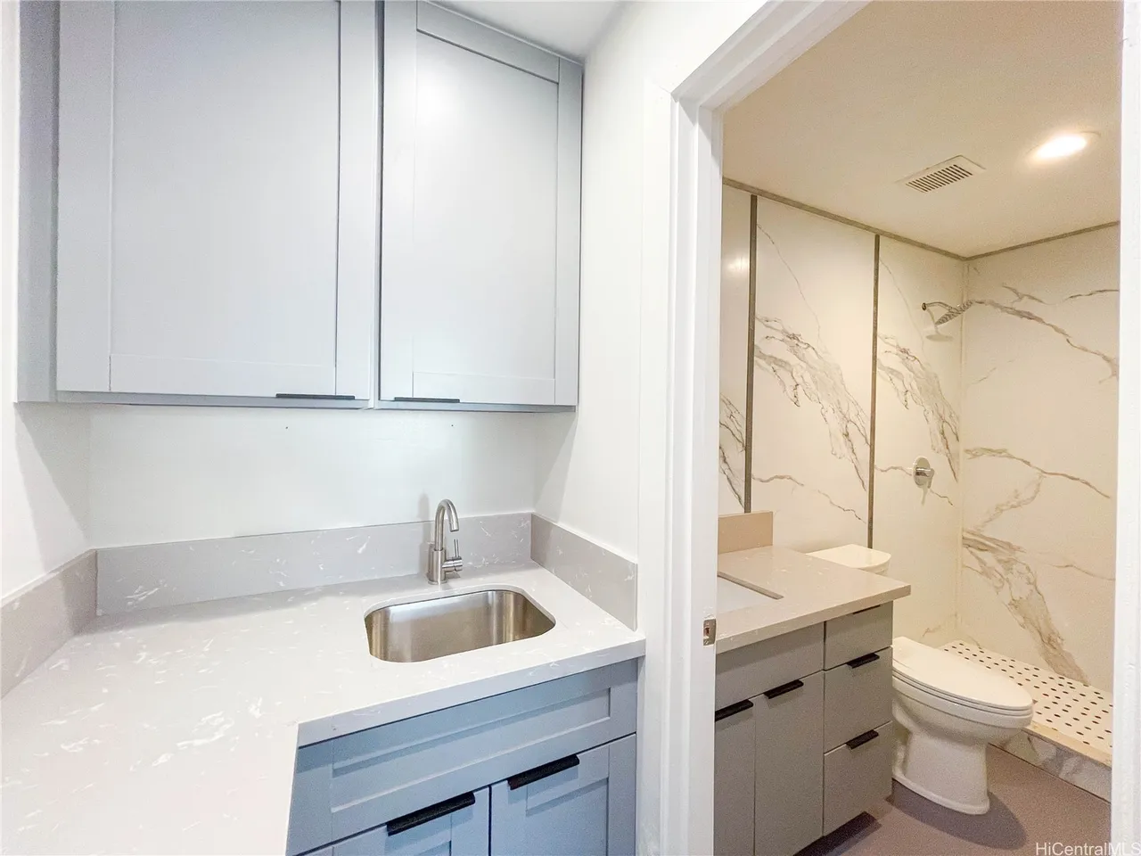 4bed 4bath 1,404sqft For sell in Hawaii