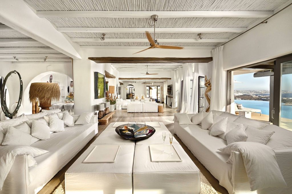 Luxury Villa for sale in Mykonos, Greece