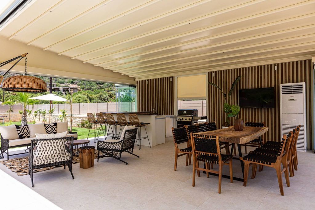 6 bedroom luxury Villa for sale in Rethymno, Greece