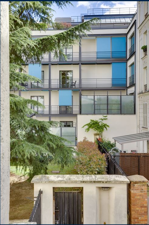 3 bed Rooms 47 m² for sale in Paris 16 france